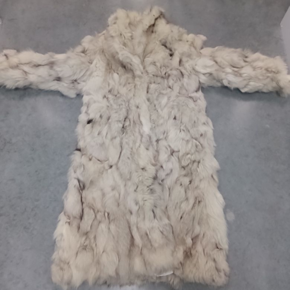 END OF SEASON SALE!Luxurious Faux Fur Coat